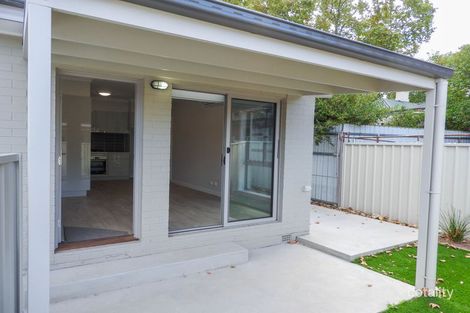 2/534 Wilcox St, Albury, NSW 2640