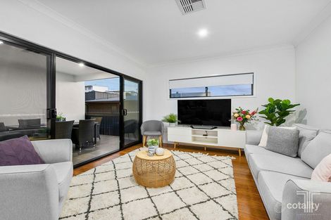 Property photo of 2/21 East Street Camp Hill QLD 4152