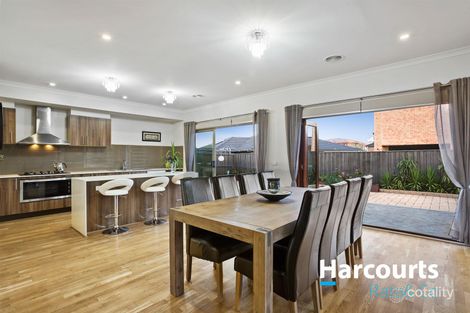 Property photo of 8 Vienna Chase Lalor VIC 3075