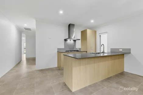 Property photo of 6 Yeeda Way South Yunderup WA 6208