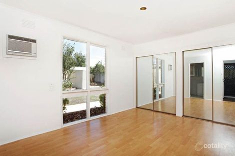 Property photo of 3 Heaton Close Sunshine West VIC 3020
