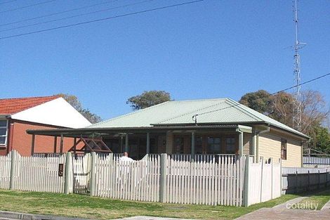 11 Wales St, Charlestown, NSW 2290