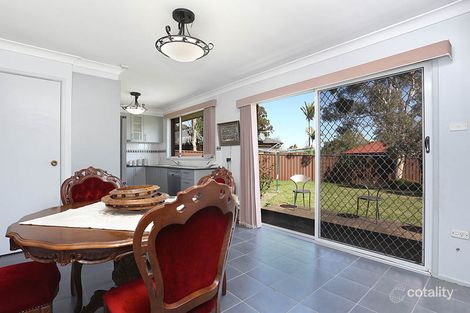 Property photo of 16 Malvern Close St Johns Park NSW 2176