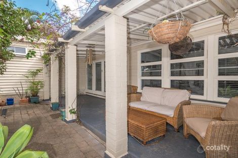 164 Taringa Pde, Indooroopilly, QLD 4068