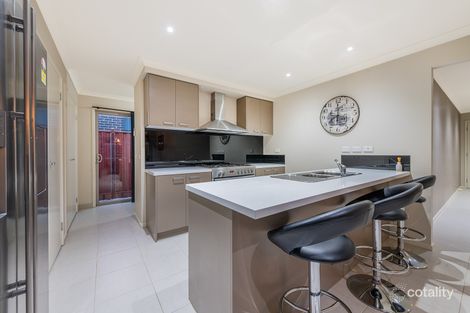 Property photo of 7 Avonbury Circuit Cranbourne West VIC 3977