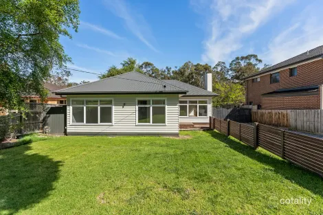 24 Yvonne Ave, Croydon South, VIC 3136