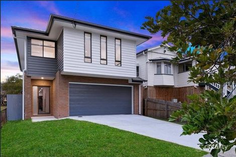 14 Sinclair St, Moorooka, QLD 4105