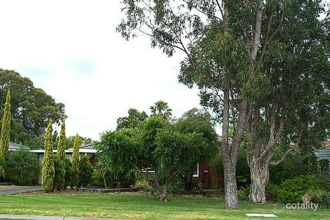 101 Dulwich St, Beckenham, WA 6107