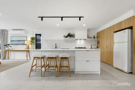 Property photo of 10 McKenna Court Noosaville QLD 4566