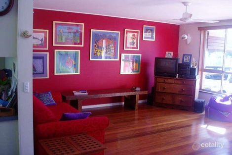 Property photo of 32 Paradise Avenue Miami QLD 4220