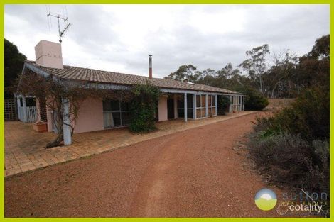 279 Shingle Hill Way, Gundaroo, NSW 2620