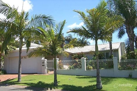 31 Inveray Ave, Benowa, QLD 4217