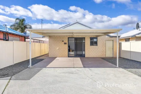 4/3 Mouarn St, Carey Park, WA 6230