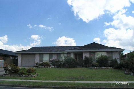 3 Barrington St, Bossley Park, NSW 2176