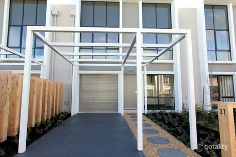 Property photo of 27 Talara Close Springvale VIC 3171