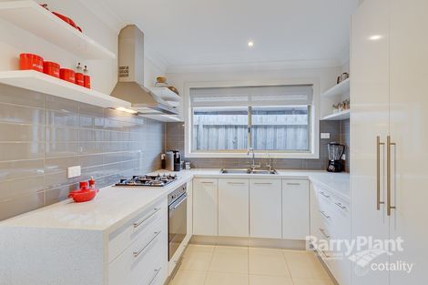 Property photo of 6 Slessor Drive Delahey VIC 3037