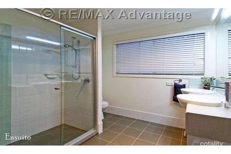 Property photo of 32 Baychester Place Wakerley QLD 4154
