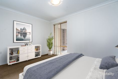 Property photo of 28 Cummings Way Duncraig WA 6023