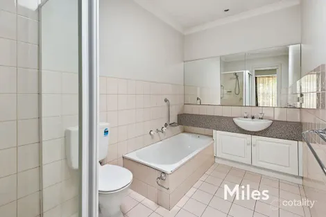 Property photo of 2/10 Charlton Road Eaglemont VIC 3084