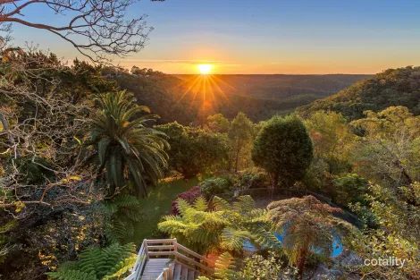 27 CAMBEWARRA CRES, BEROWRA HEIGHTS, NSW 2082