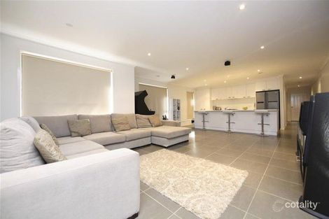 Property photo of 15 Dagmar Berne Street Macgregor ACT 2615