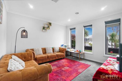 Property photo of 71 Elmhurst Road Truganina VIC 3029