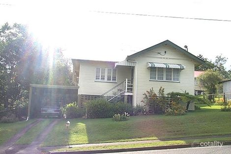 6 Dorrigo St, Stafford Heights, QLD 4053