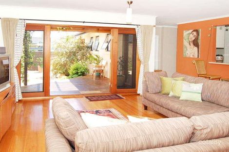 Property photo of 102 Lambrigg Street Farrer ACT 2607
