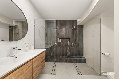 Property photo of 148 Randall Road Wynnum West QLD 4178