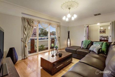 Property photo of 10 Graham Avenue McKinnon VIC 3204
