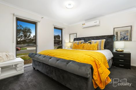 Property photo of 16 Aruma Avenue Harkness VIC 3337