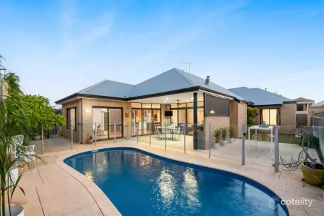 Property photo of 79 Broadbeach Boulevard Hillarys WA 6025