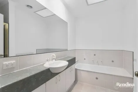 Property photo of 21-23 Newton Street Kensington VIC 3031