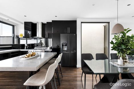 Property photo of 9 Pier Lane Maribyrnong VIC 3032