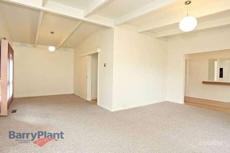 Property photo of 11 Cobden Crescent Lilydale VIC 3140