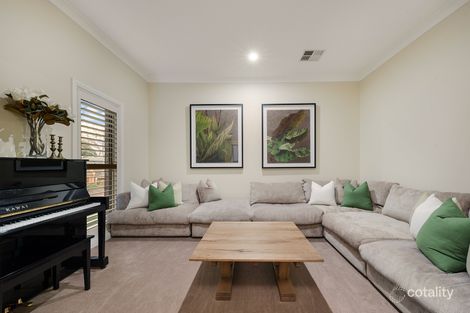 Property photo of 2 The Grange Kirkham NSW 2570