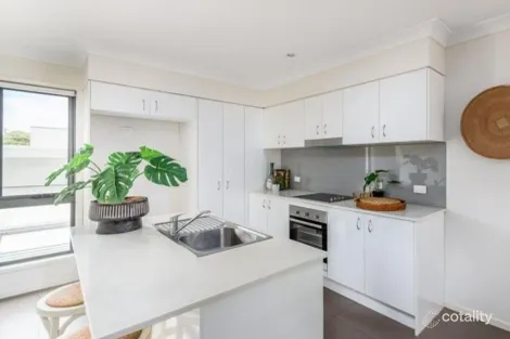 Property photo of 28/61 East Quay Drive Biggera Waters QLD 4216