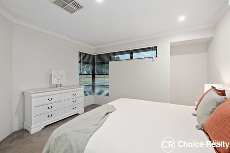 Property photo of 16 Woodside Loop Beckenham WA 6107