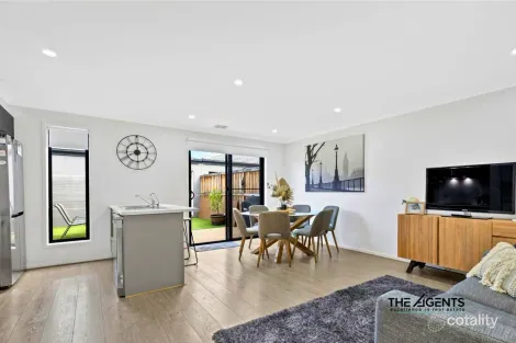 Property photo of 285 Dunnings Road Point Cook VIC 3030