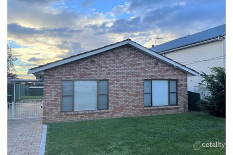 64 Picnic Point Rd, Panania, NSW 2213