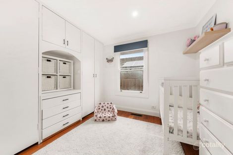 Property photo of 8 Leyland Road Ferntree Gully VIC 3156