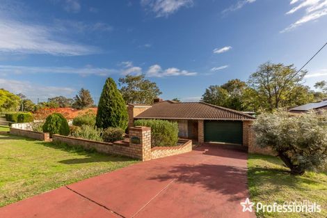 Property photo of 16 Onyx Road Mount Richon WA 6112
