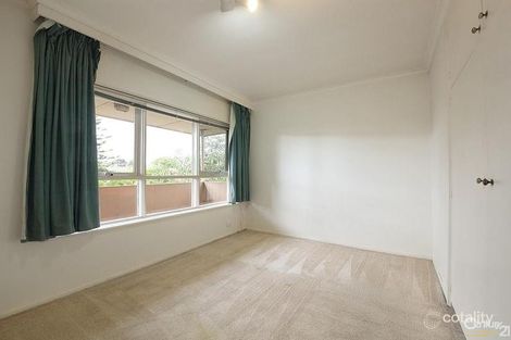 Property photo of 8/6 Rigby Avenue Carnegie VIC 3163