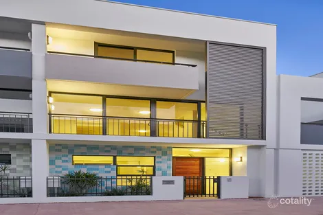 3/9 Athletes Pde, Floreat, WA 6014