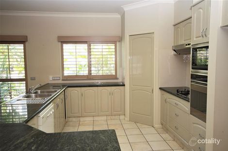 Property photo of 38 Hughes Avenue Main Beach QLD 4217