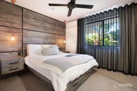 Property photo of 1/4 Echidna Court Coombabah QLD 4216