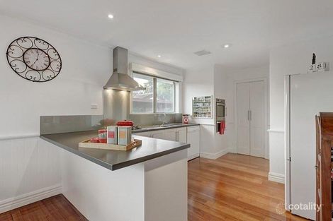 Property photo of 126 St James Road Heidelberg VIC 3084