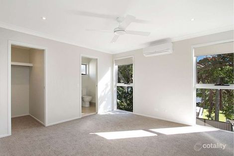 Property photo of 34 Middle Street Labrador QLD 4215