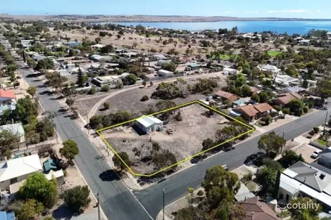 10 East Tce, Streaky Bay, SA 5680