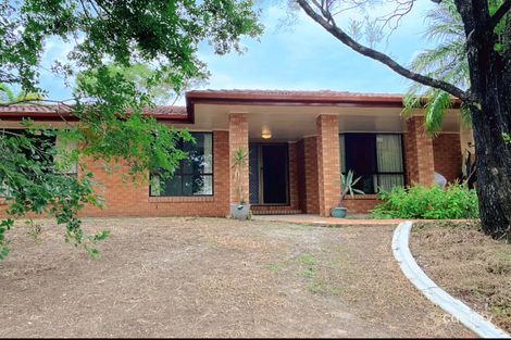 27 Avondale Rd, Sinnamon Park, QLD 4073